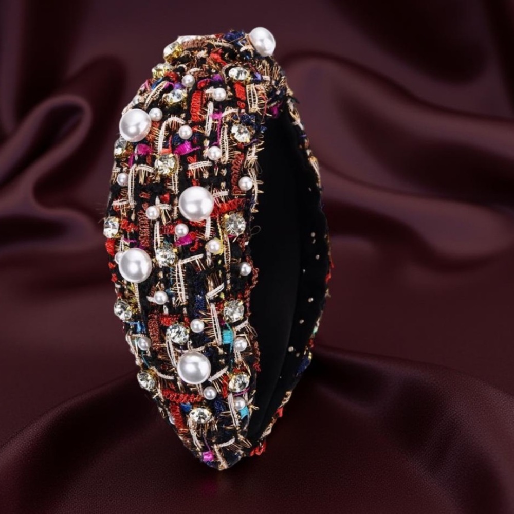 Crystal Headband with Pearl -Tweed 
HeadBands - NWOT BOUTIQUE